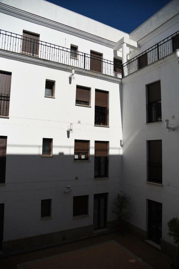 First Floor Close Macarena Church Sevilla Exterior foto